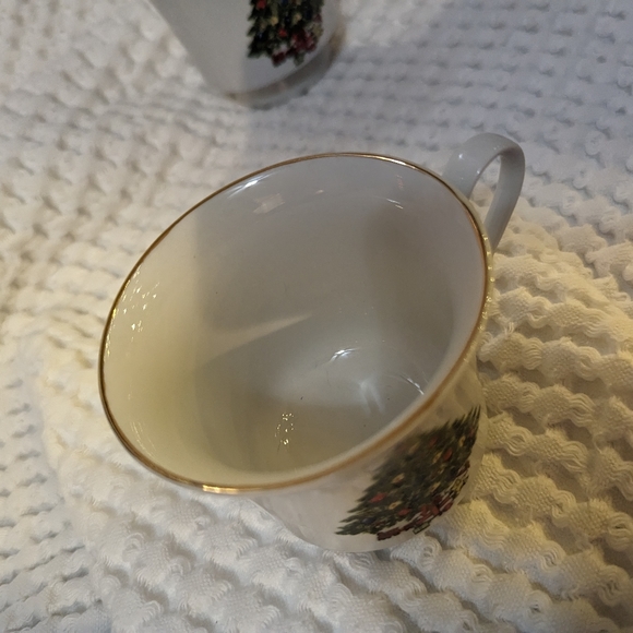 SeaGull Christmas Tree Coffee Mug - Picture 2 of 6